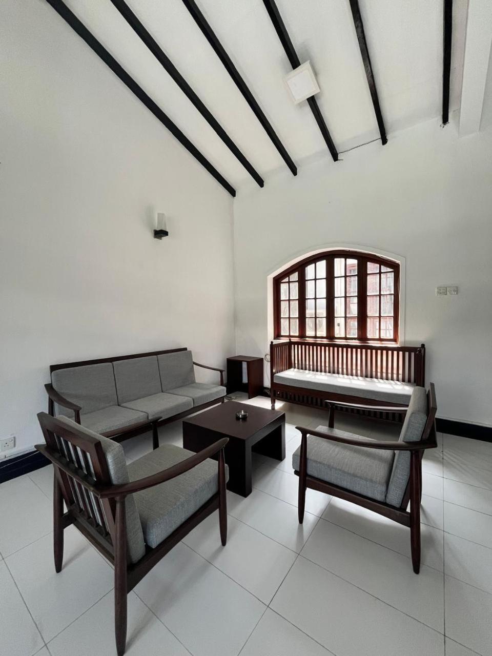 Lavinia Villa Dehiwala-Mont Lavinia Extérieur photo