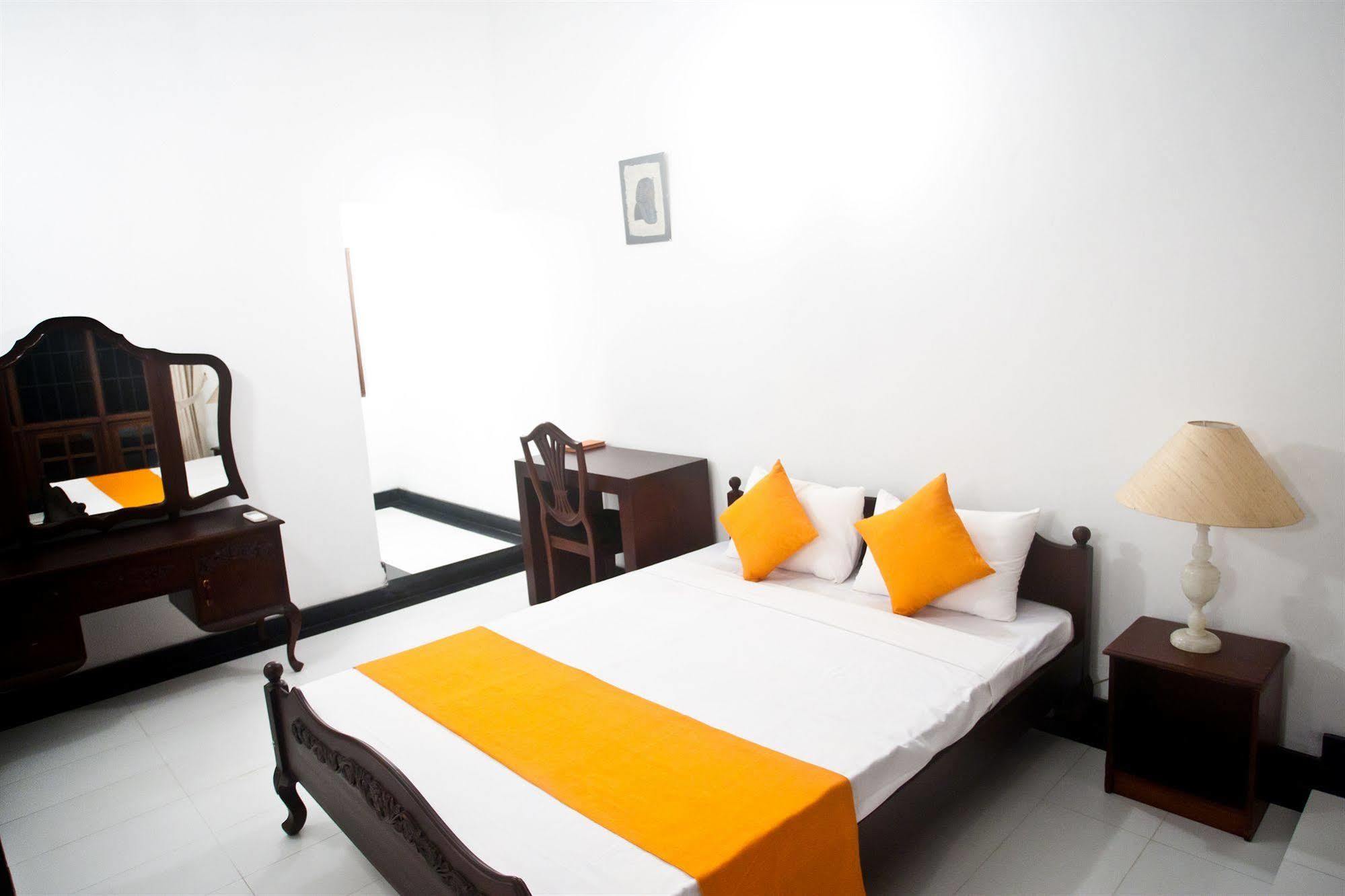 Lavinia Villa Dehiwala-Mont Lavinia Extérieur photo