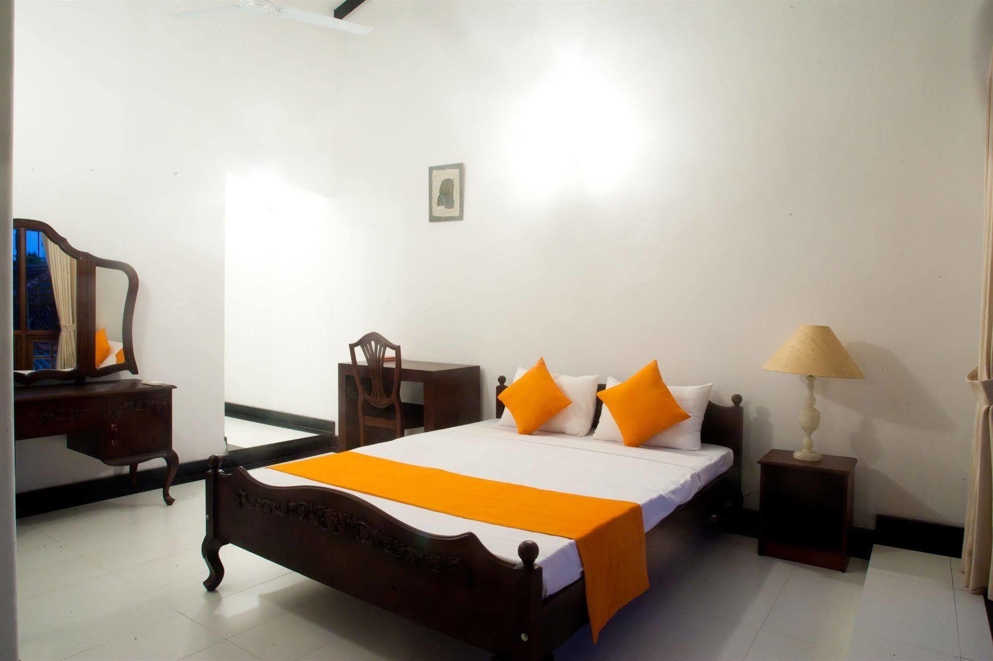 Lavinia Villa Dehiwala-Mont Lavinia Extérieur photo