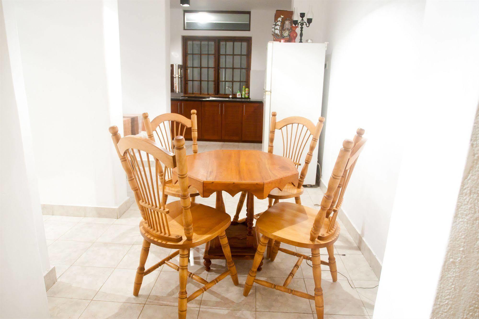 Lavinia Villa Dehiwala-Mont Lavinia Extérieur photo